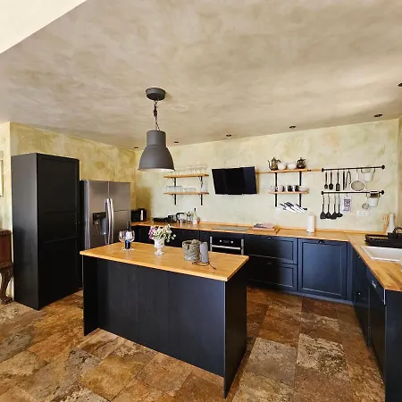 Villa Stone Rose *